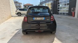 Auto Fiat 500 Elettrica 500e 42 kWh Icon aziendale in vendita presso concessionaria Auto 4 a 23.000 € - foto numero 4