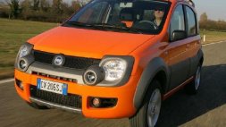 Auto Fiat Panda - 13 mjt 16v Cross 4x4 75cv in vendita presso Auto 4 - Foto 1