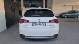 Auto Fiat Tipo 5p 13 mjt Cross s&s 95cv usata in vendita presso concessionaria Auto 4 a 15.700 € - foto numero 4
