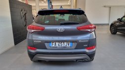 Auto Hyundai Tucson 20 crdi Comfort 4wd 136cv auto usata in vendita presso concessionaria Auto 4 a 15.400 € - foto numero 4