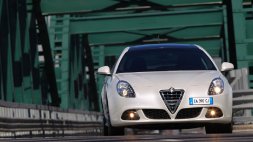 Auto Alfa Romeo Giulietta 16 jtdm Progression 120cv usata in vendita presso concessionaria Auto 4 a 10.000 &euro; - foto numero 4
