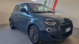 Auto Fiat 500 Elettrica - 500e 3+1 42 kWh La Prima in vendita presso Auto 4 - Foto 1