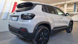 Auto Jeep Avenger 12 turbo e-hybrid mhev Upland 4xe 145cv edct6 usata in vendita presso concessionaria Auto 4 a 28.000 &euro; - foto numero 5