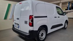 Auto Fiat Professional Doblo ' SERIE 3 VAN CH1 15 km 0 in vendita presso concessionaria Auto 4 a 23.500 &euro; - foto numero 5