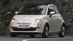 Auto Fiat 500 12 Lounge 69cv usata in vendita presso concessionaria Auto 4 a 7.000 &euro; - foto numero 4