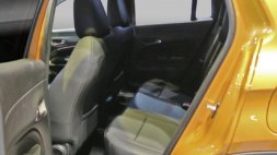 Auto Jeep Avenger 12 turbo e-hybrid mhev Upland 4xe 145cv edct6 km 0 in vendita presso concessionaria Auto 4 a 29.500 &euro; - foto numero 4