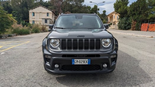 Auto Jeep Renegade 15 turbo t4 mhev S 2wd 130cv dct aziendale in vendita presso concessionaria Auto 4 a 26.400 € - foto numero 2