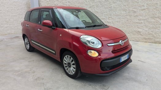 Fiat 500L 500L Living 16 mjt Pop Star 105cv a 9.000 € - Immagine 1