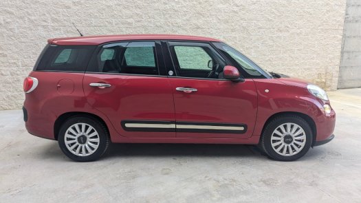 Auto Fiat 500L Living 16 mjt Pop Star 105cv usata in vendita presso concessionaria Auto 4 a 9.000 € - foto numero 3
