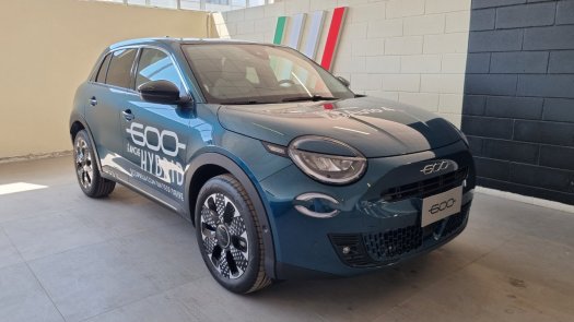 Fiat 600 600 12 hybrid La Prima a 23.000 € - Immagine 1