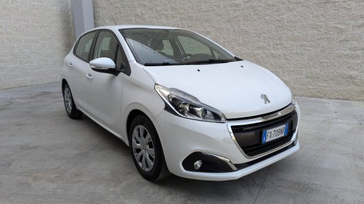 Peugeot 208 208 5p 12 puretech Active s&s 82cv my18 a 10.000 € - Immagine 1