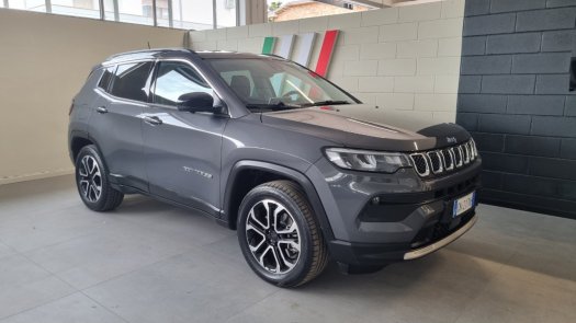 Jeep Compass Compass 13 turbo t4 phev Limited 4xe auto a 28.000 € - Immagine 1