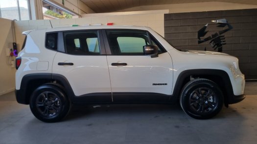 Auto Jeep Renegade 15 turbo t4 mhev Renegade 2wd dct km 0 in vendita presso concessionaria Auto 4 a 26.000 € - foto numero 3
