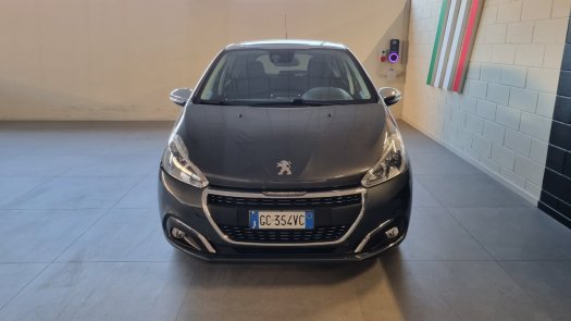 Auto Peugeot 208 5p 12 puretech Allure 82cv usata in vendita presso concessionaria Auto 4 a 9.000 € - foto numero 2