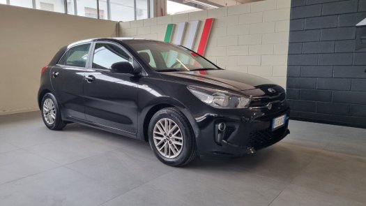 Kia Rio Rio 12 Evolution Gpl 82cv a 12.300 € - Immagine 1