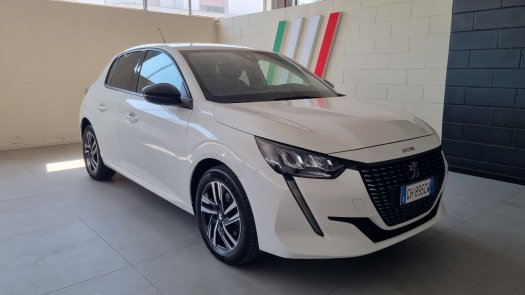 Auto Peugeot 208 15 bluehdi Allure Pack s&s 100cv usata in vendita presso concessionaria Auto 4 a 14.000 € - foto numero 6