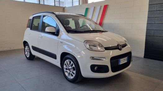 Fiat Panda Panda 12 Lounge 69cv E6 a 8.300 € - Immagine 1