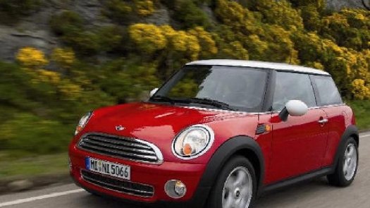 Auto Mini 16 Cooper D usata in vendita presso concessionaria Auto 4 a 6.000 € - foto numero 6