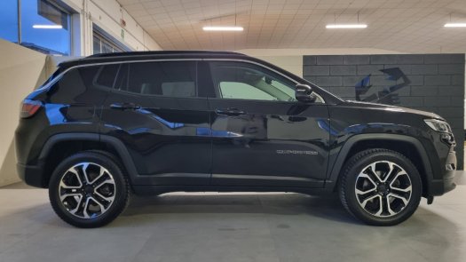 Auto Jeep Compass 16 mjt Limited 2wd 130cv usata in vendita presso concessionaria Auto 4 a 18.000 &euro; - foto numero 3