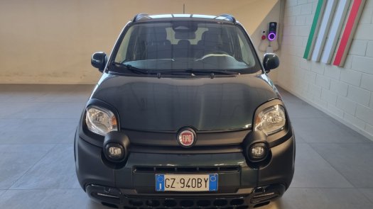Auto Fiat Panda Pandina 10 firefly hybrid s&s 70cv usata in vendita presso concessionaria Auto 4 a 14.300 &euro; - foto numero 2