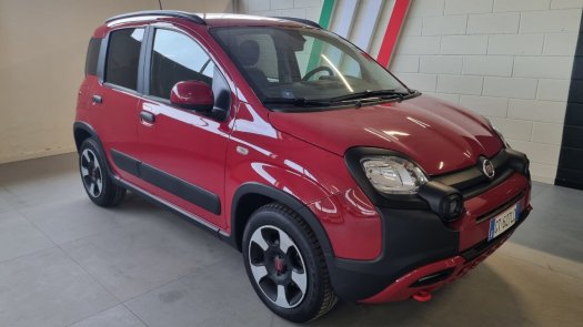Fiat Panda Panda 10 firefly hybrid s&s 70cv 5pti a 13.300 &euro; - Immagine 1