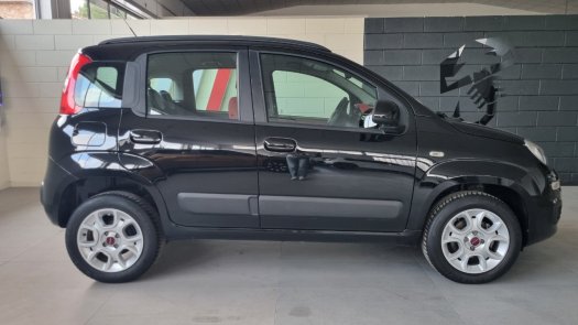 Auto Fiat Panda 09 tair t natural power Lounge 80cv usata in vendita presso concessionaria Auto 4 a 6.400 &euro; - foto numero 3