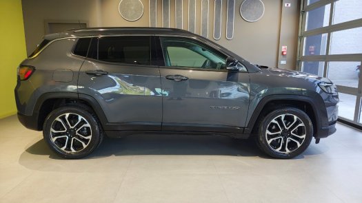 Auto Jeep Compass 16 mjt Limited 2wd 130cv usata in vendita presso concessionaria Auto 4 a 21.500 &euro; - foto numero 3