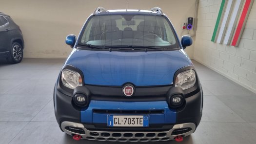 Auto Fiat Panda 10 firefly hybrid Cross s&s 70cv 5pti usata in vendita presso concessionaria Auto 4 a 11.300 &euro; - foto numero 2