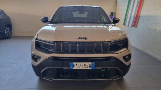 Auto Jeep Avenger 12 turbo e-hybrid mhev Upland 4xe 145cv edct6 usata in vendita presso concessionaria Auto 4 a 28.000 &euro; - foto numero 2