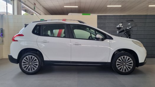 Auto Peugeot 2008 &nbsp; usata in vendita presso concessionaria Auto 4 a 7.900 &euro; - foto numero 3