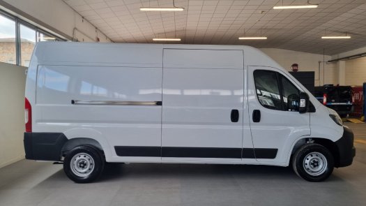 Auto Fiat Professional Ducato SERIE 2 STOCK MY25 35Q LH2 140CV 22 MJT km 0 in vendita presso concessionaria Auto 4 a 31.900 &euro; - foto numero 3